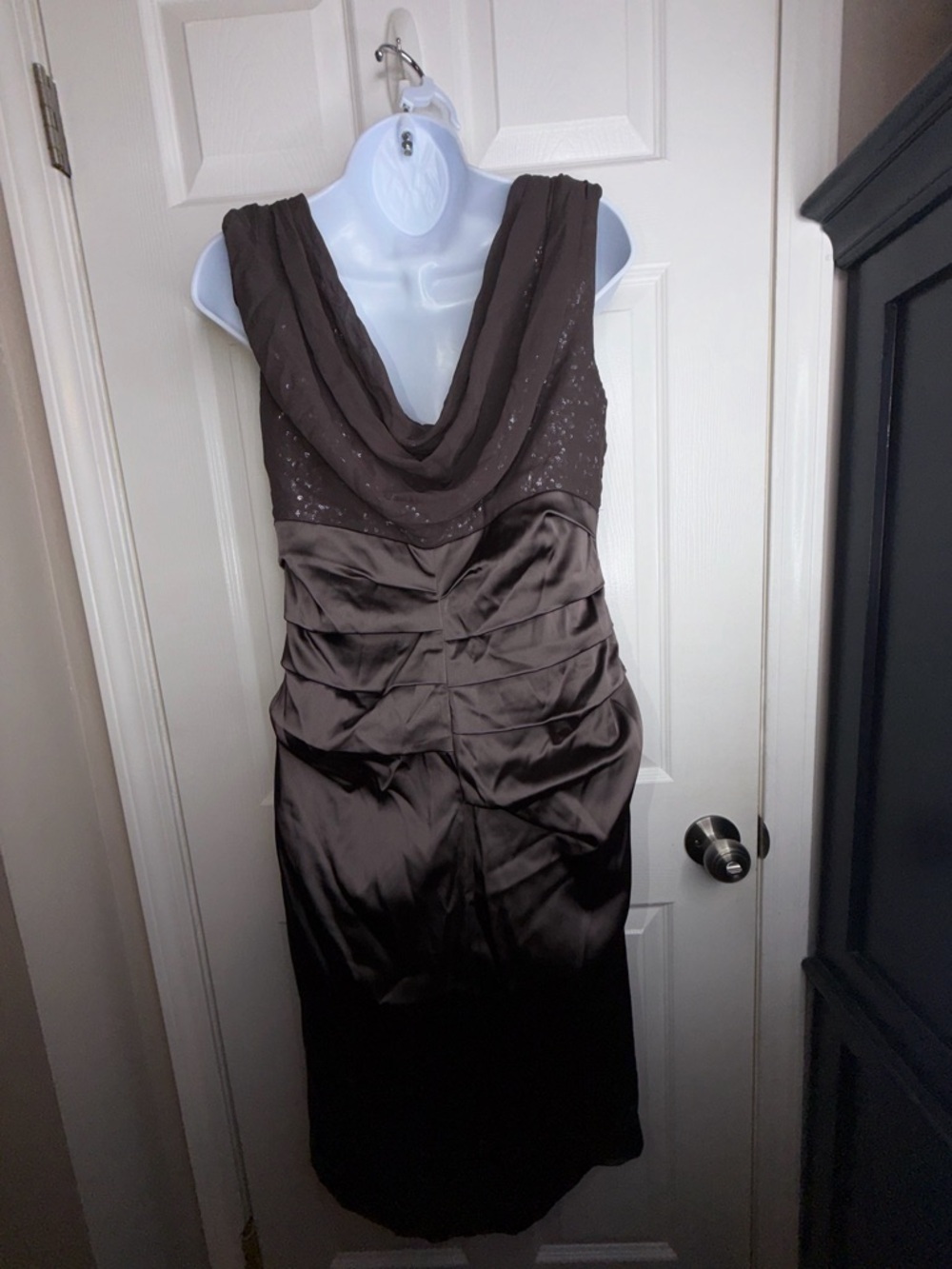 Suzi Chin Maggy Boutique Women’s 10 Sheath Dress Sequin Cowl Neck Cocktail M - Picture 14 of 16